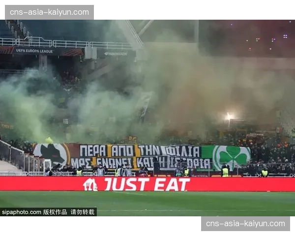 特写:重伤归来,塞尔塔后卫艾杜在球迷欢呼中重返赛场