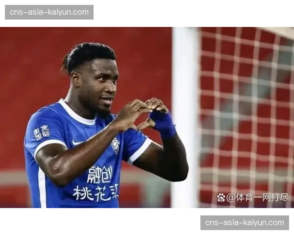 武汉三镇前锋马尔康训练中肌肉不适,将缺席下一轮联赛 武汉三镇前锋马尔康训练中肌肉不适,将缺席下一轮联赛